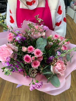 Pink Valentines  bouquet