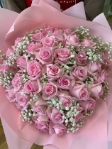 Pink rose and gyp bouquet